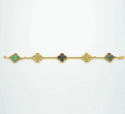 [Moco jewelrys] CLOVER 5 MOTIF GRAY MOP BRACELET COLLECTION