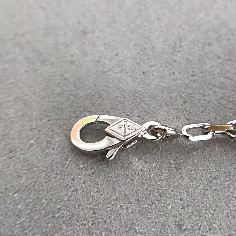 [Moco jewelrys] CLOVER 5 MOTIF ONYXS BRACELET COLLECTION
