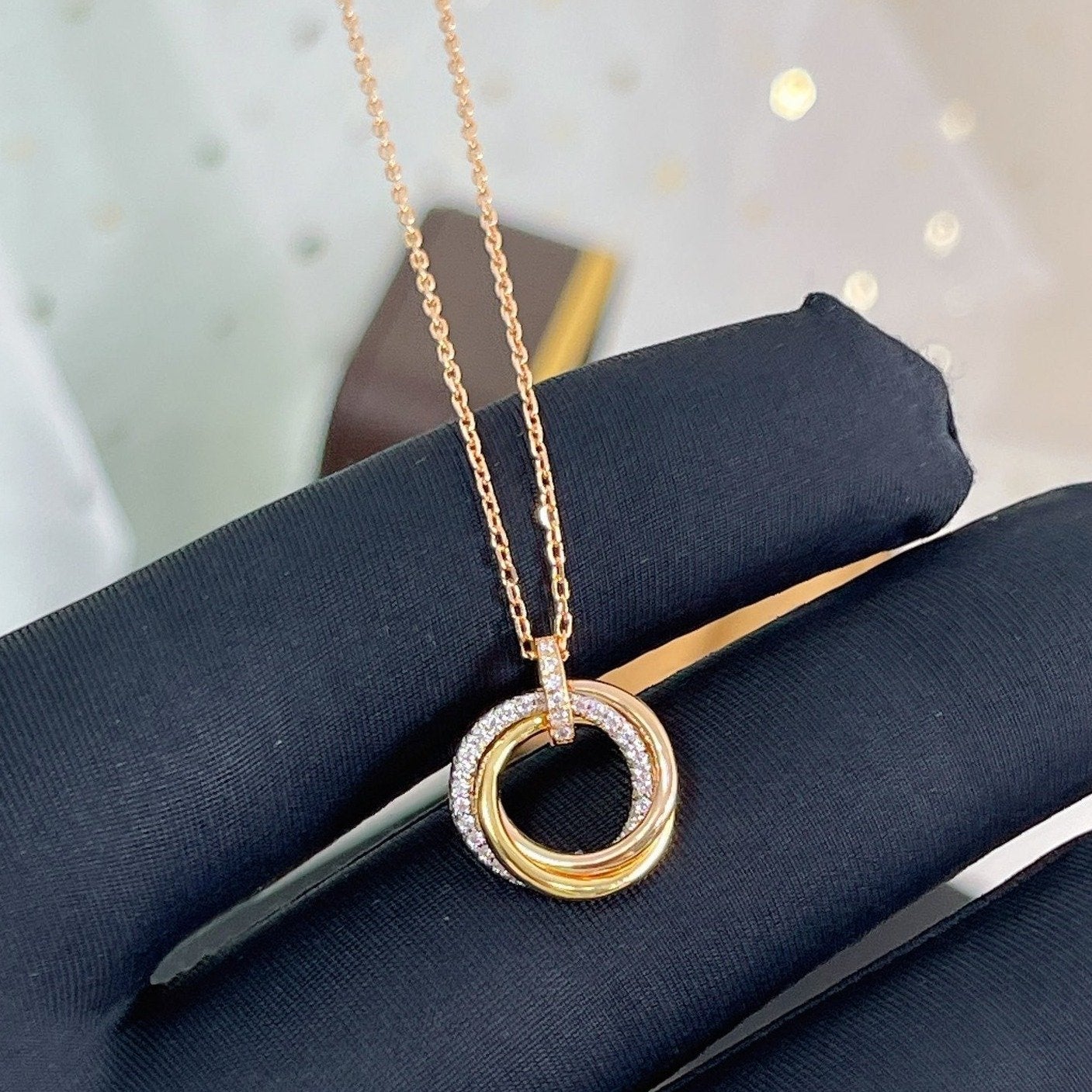 [moco jewelrys]TRINITY NECKLACE SILVER GOLD PINK GOLD DIAMONDS