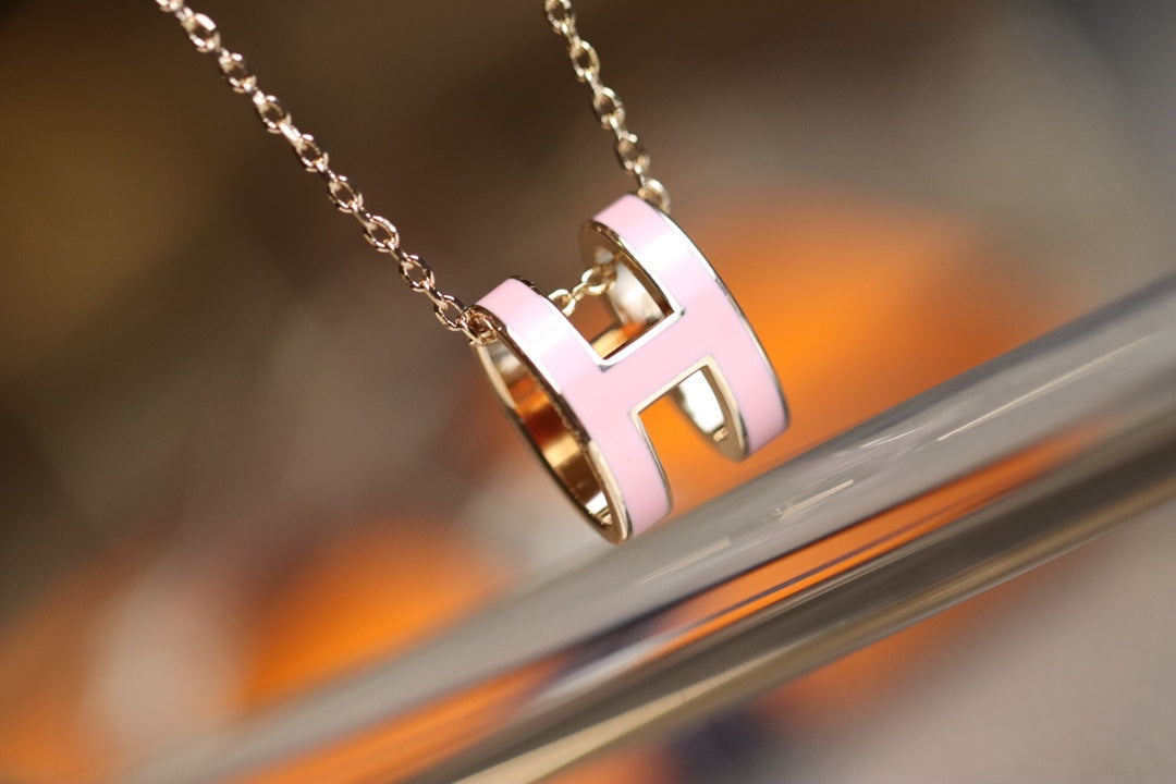 [moco jewelrys]POP H PEDANT PINK GOLD