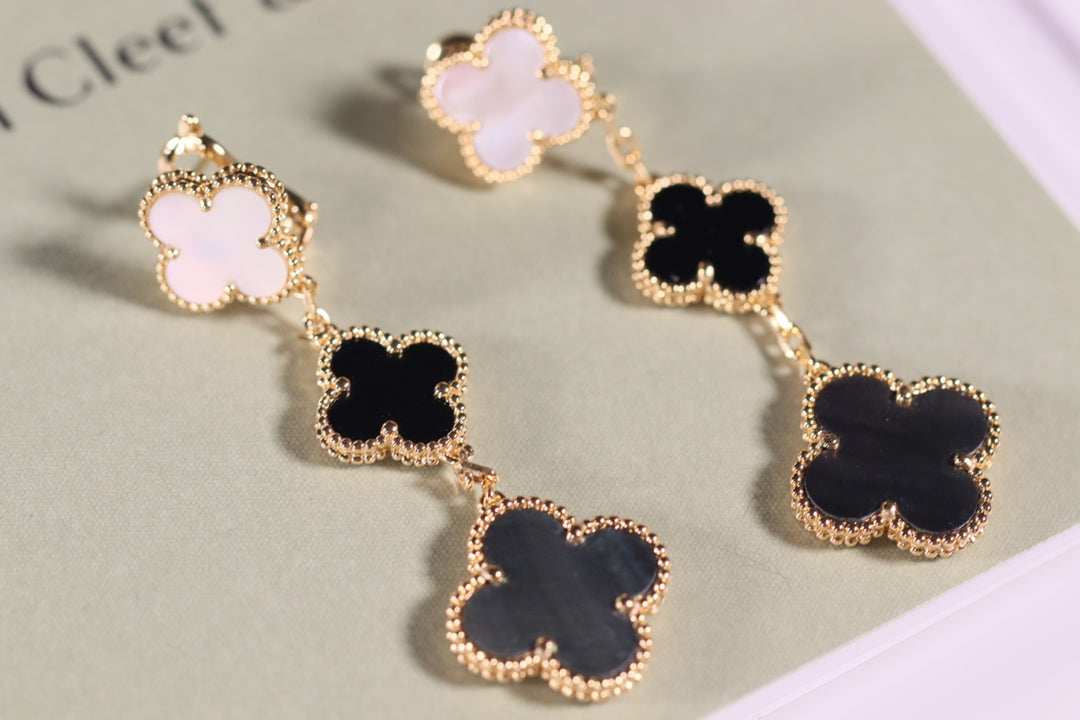 [moco jewelrys]CLOVER EARRINGS GOLD ONYX MOP 3 MOTIF