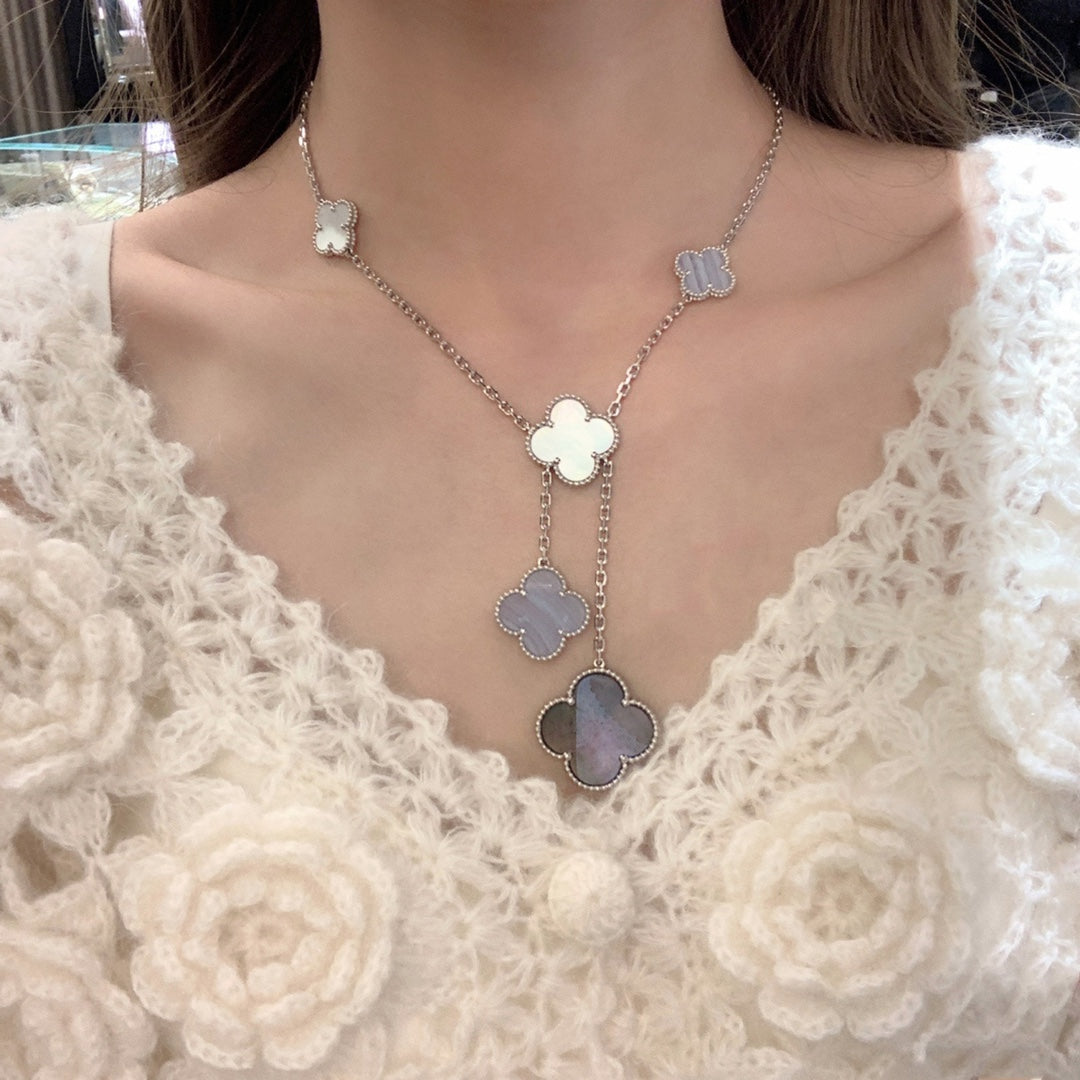 [moco jewelrys]CLOVER MOP CHALCEDONY NECKLACE SILVER 6 MOTIF