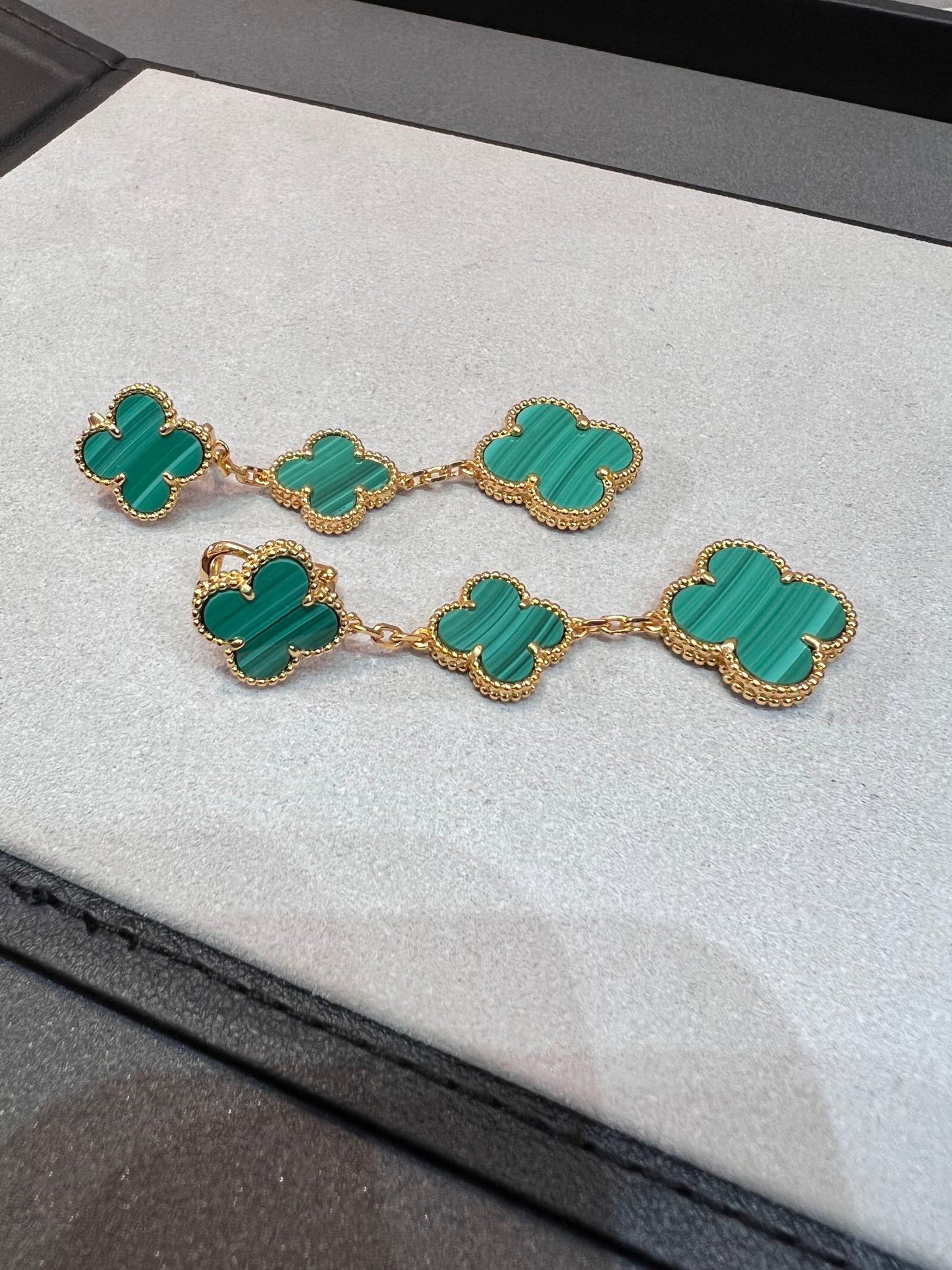 [moco jewelrys]CLOVER MALACHITE 3 MOTIFS GOLD