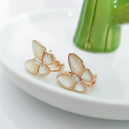 [moco jewelrys]BUTTERFLY MOP DIAMOND EARRINGS