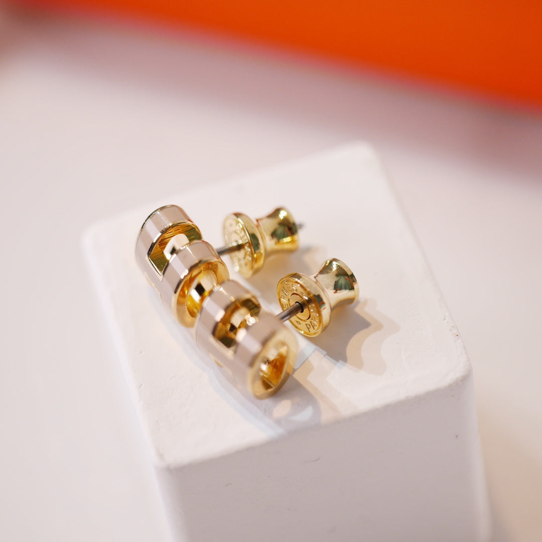 [moco jewelrys]MINI POP H GOLD EARRINGS GREY