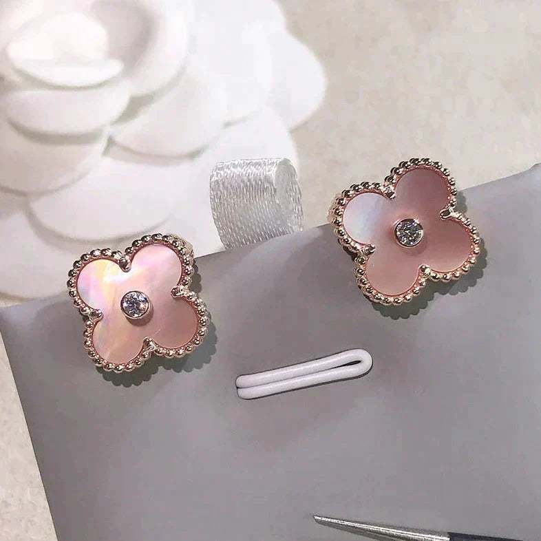 [moco jewelrys]CLOVER MEDIUM 1 MOTIFS  PINK MOP DIAMOND EARRINGS