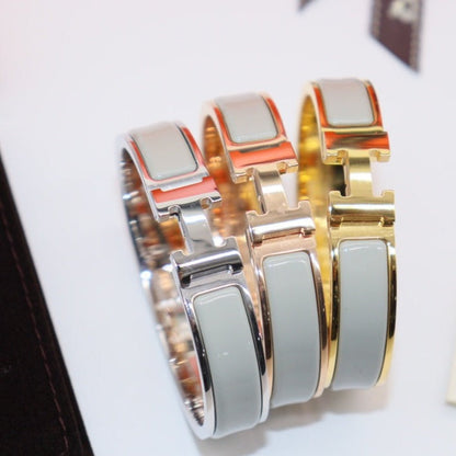 [moco jewelrys]H LIGHT BLUE BRACELET