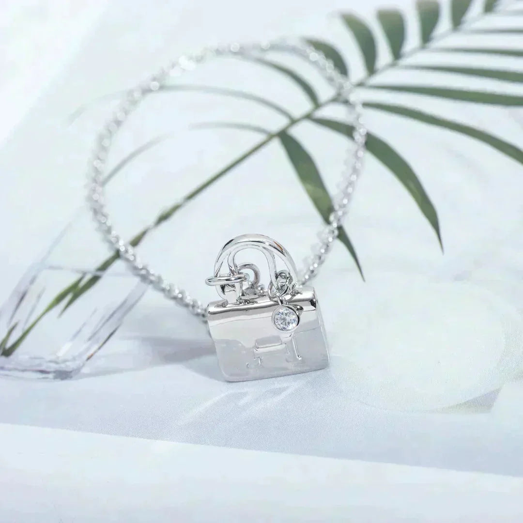 [moco jewelrys]AMULETTE PEDANT SILVER NECKLACE