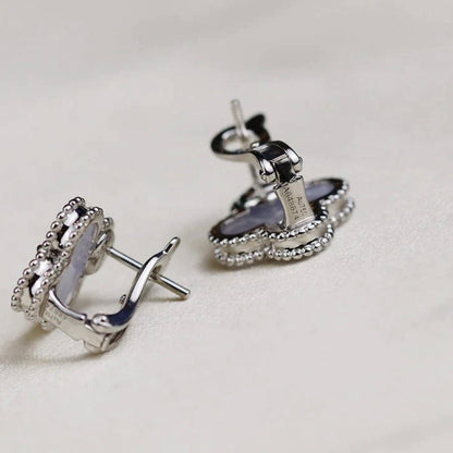 [moco jewelrys]CLOVER MEDIUM 1 MOTIFS  WHITE MOP EARRINGS SILVER