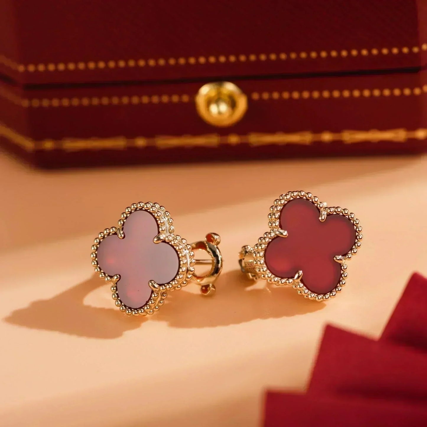 [moco jewelrys]CLOVER MEDIUM 1 MOTIFS CARNELIAN  EARRINGS