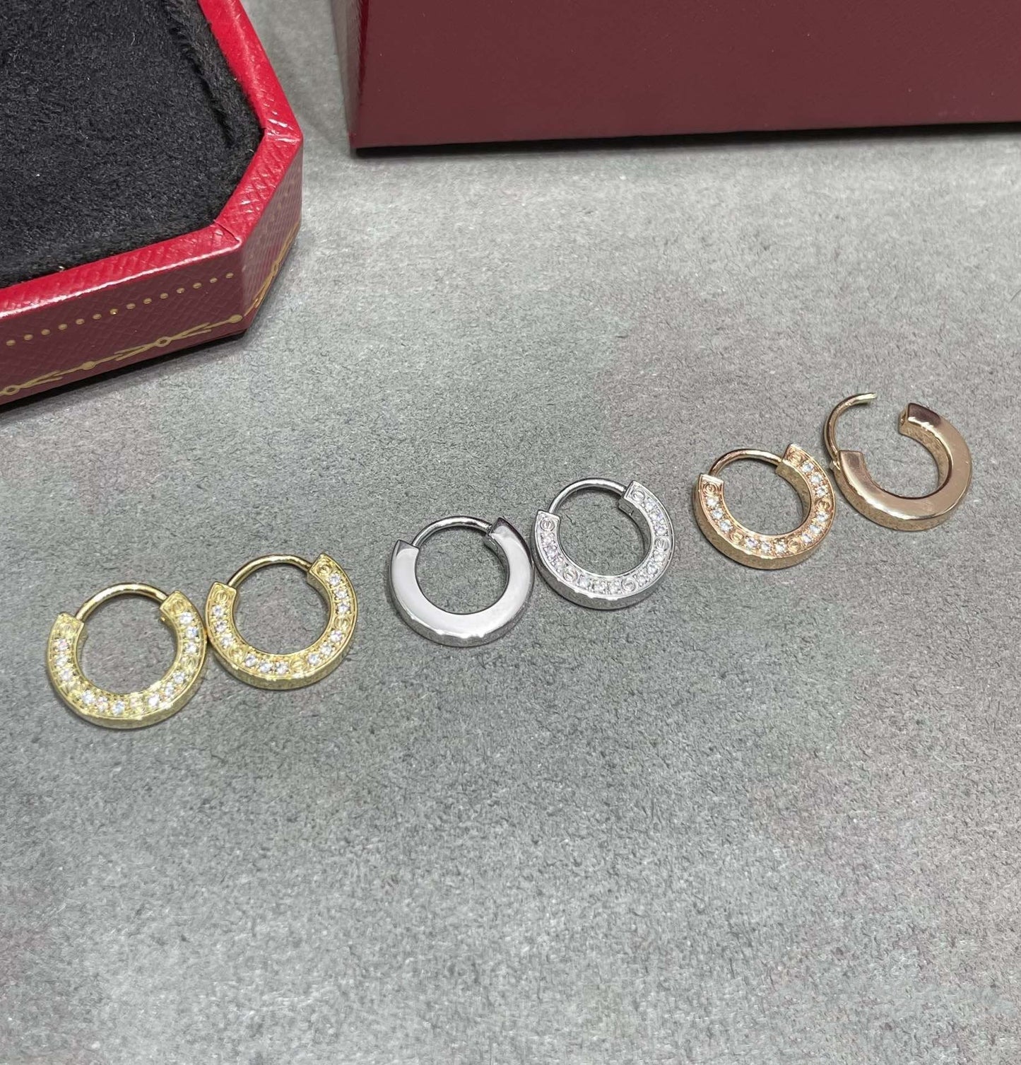 [moco jewelrys]LOVE DIAMOND EARRINGS