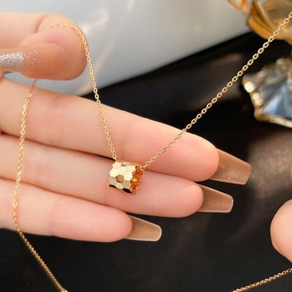 [moco jewelrys]BEE MINI NECKLACE