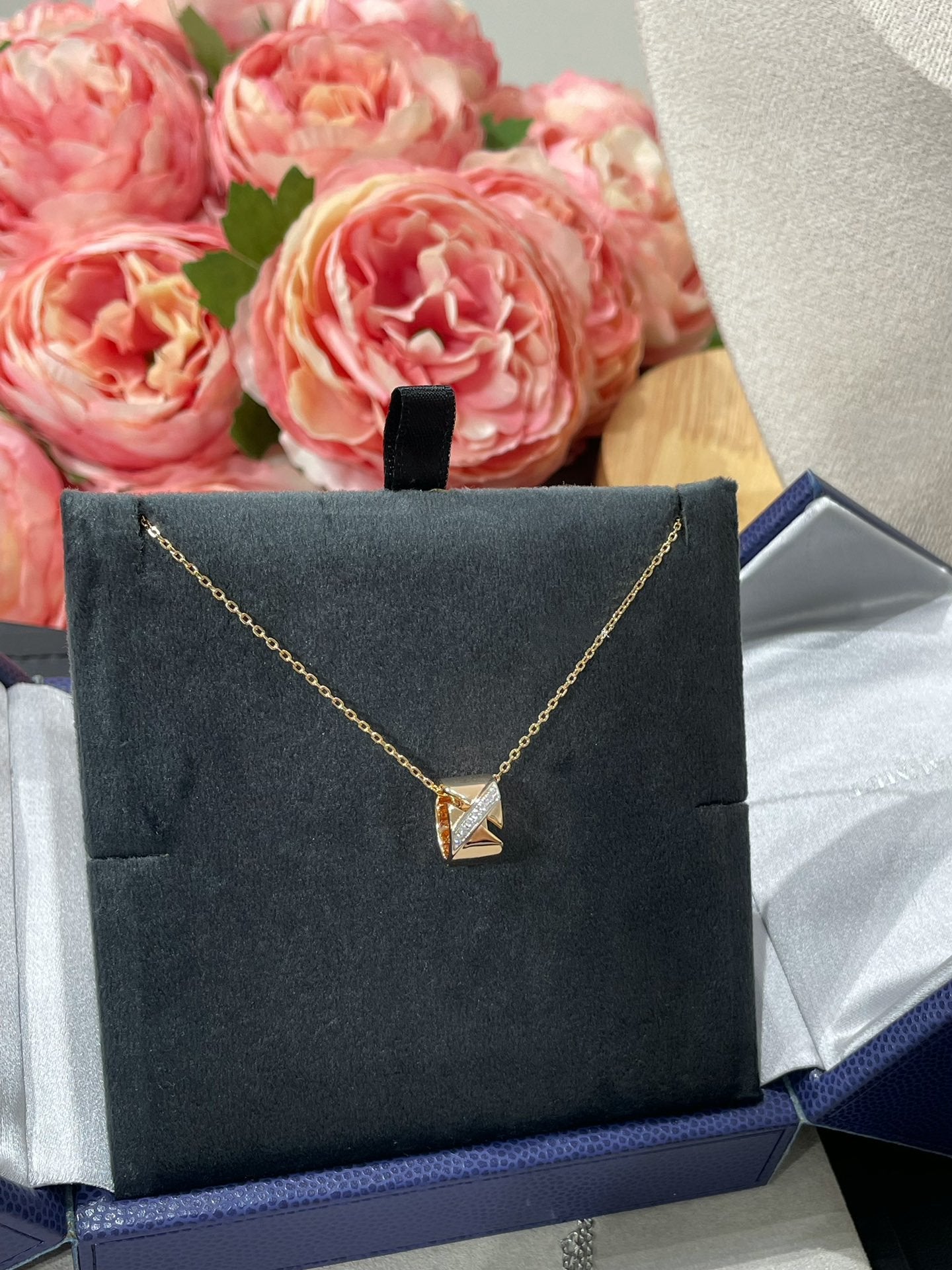 [moco jewelrys]LIENS EVIDENCE DIAMOND NECKLACE