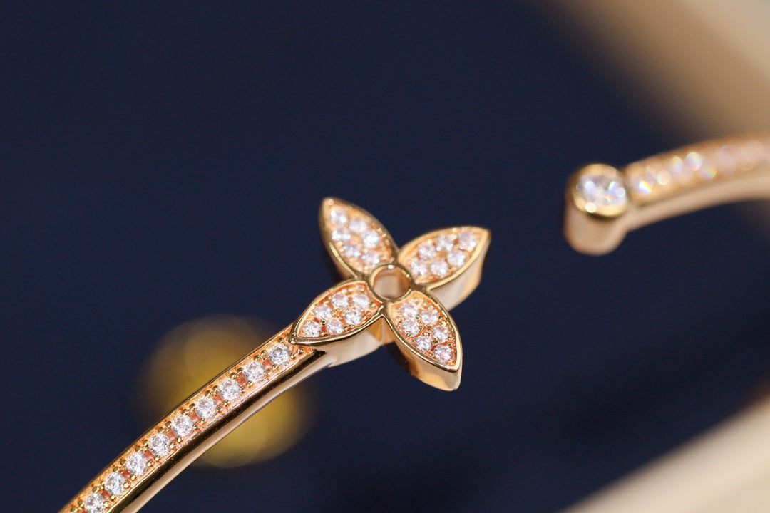 [moco jewelrys]IDYLLE PINK GOLD OPEN BRACELET DIAMOND PAVED
