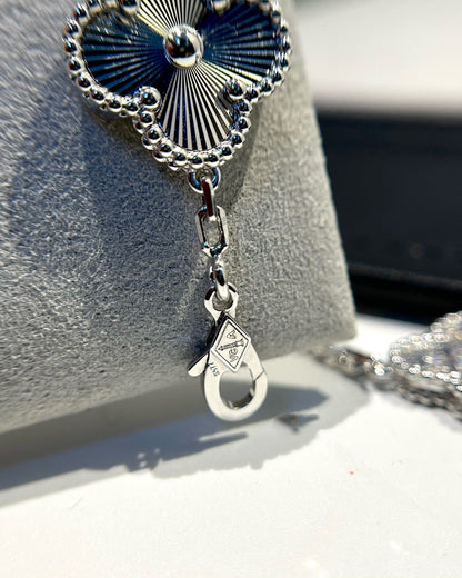 [Moco jewelrys] CLOVER 5 MOTIF LASER BRACELET COLLECTION
