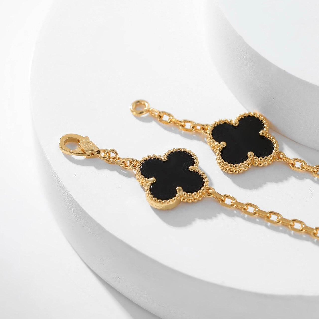 [moco jewelrys]CLOVER 10 MOTIFS ONYX NECKLACE