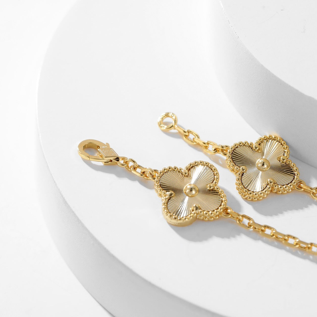 [moco jewelrys]CLOVER 10 MOTIFS LASER NECKLACE