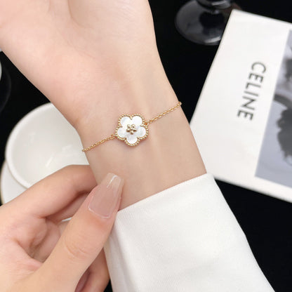 [moco jewelrys]LUCKY WHITE MOP PLUM BLOSSOM  BRACELET