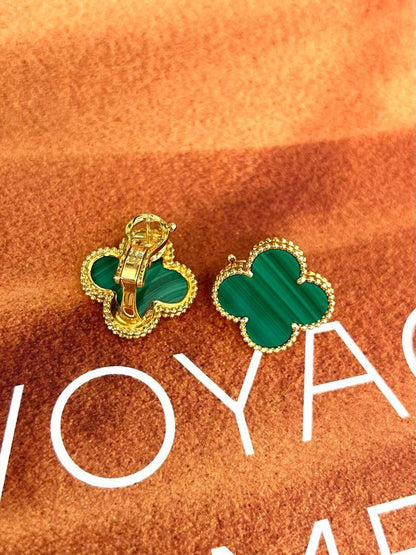 [Moco ] CLOVER LARGE (20mm) 1 MOTIFS GREENER MOP STUD EARRINGS