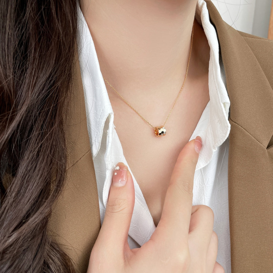 [moco jewelrys]BEE MINI PEDANT DIAMOND NECKLACE