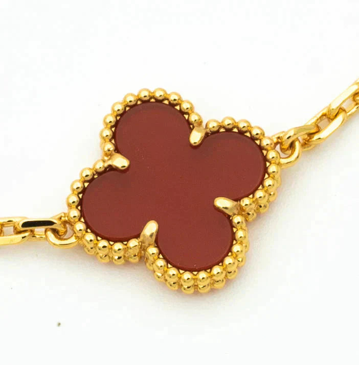 [Moco jewelrys] CLOVER 5 MOTIF RED CORNELIAN BRACELET COLLECTION