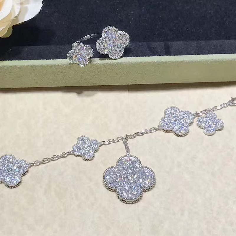 [moco jewelrys]CLOVER 6 MOTIFS SILVER DIAMOND BRACELET
