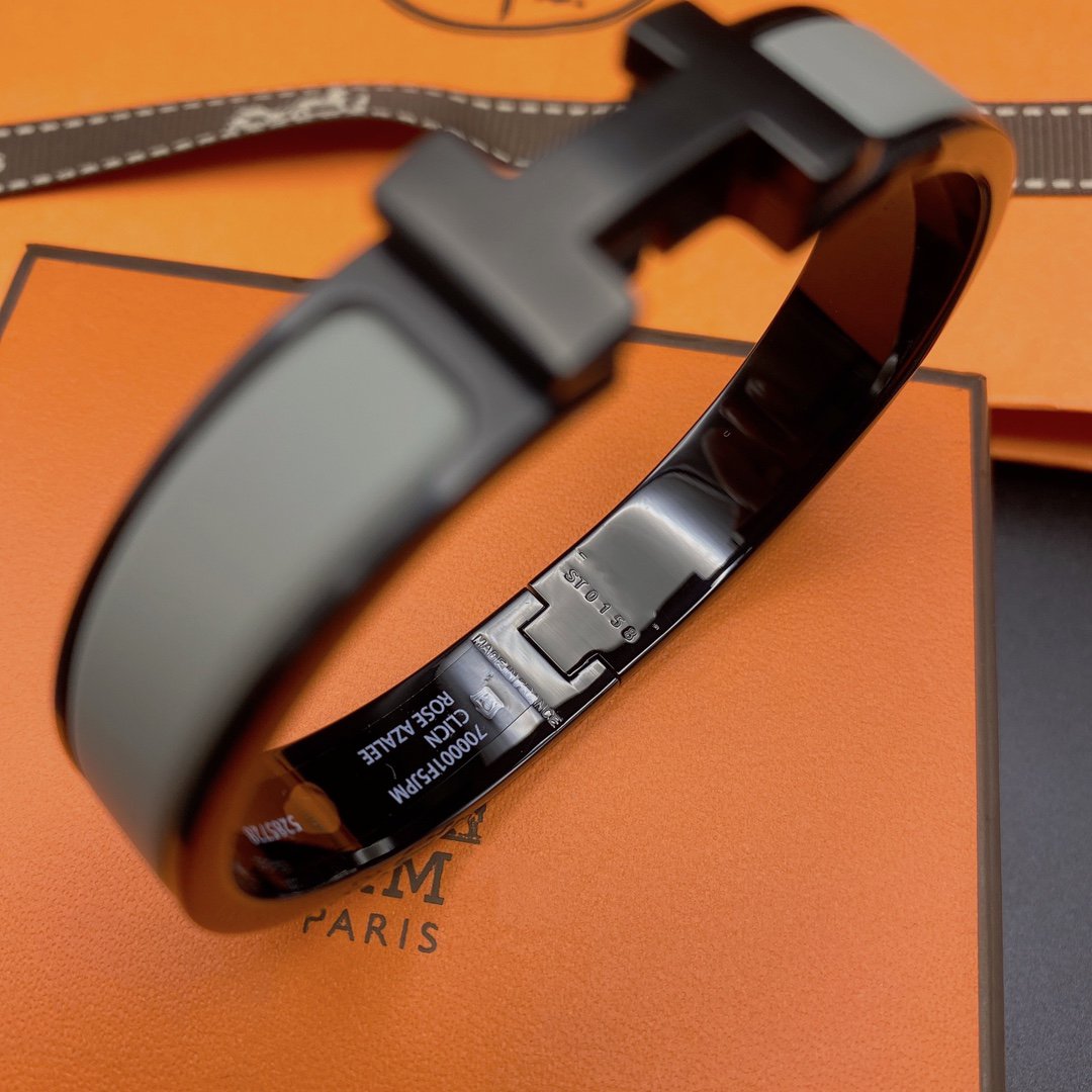 [moco jewelrys]CLIC HM SO BLACK GREY BRACELET