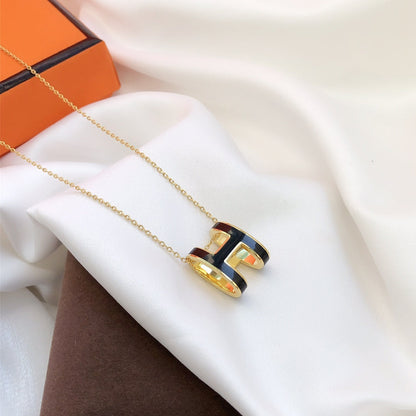 [moco jewelrys]HM CLIC BLACK ENAMEL GOLD NECKLACE