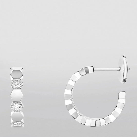 [moco jewelrys]Hollow Design Four-Leaf Clover Flower Shape Ring
