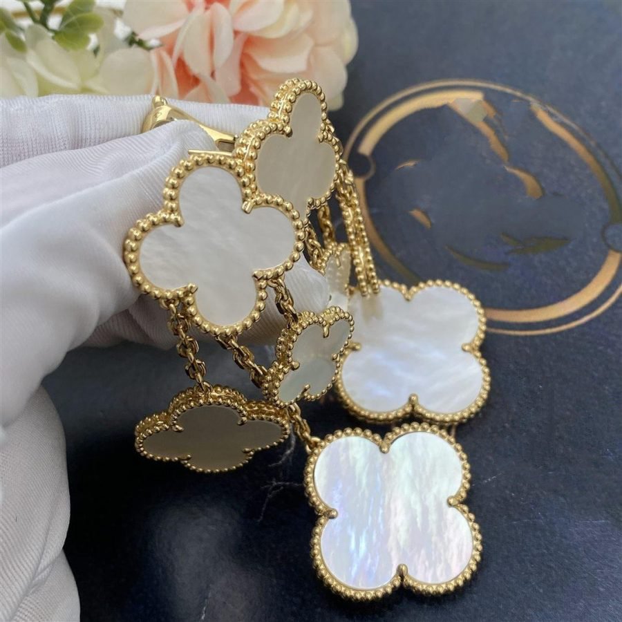 [moco jewelrys]CLOVER EARRINGS WHITE MOP 4 MOTIFS GOLD