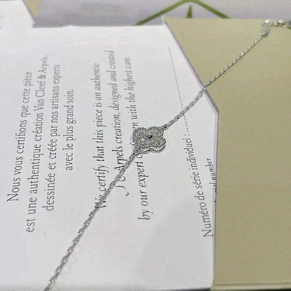 [moco jewelrys]CLOVER  SINGLE FLOWER BRACELET SILVER