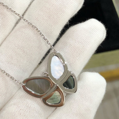 [moco jewelrys]LARGE BUTTERFLY SILVER PENDANT DIAMOND NECKLACE